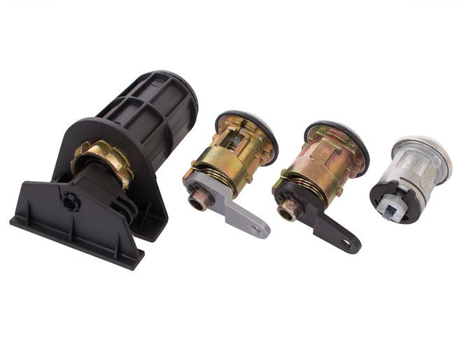Ford Escort Ignition + 2 Locks / barrels / lock inserts + tailgate lock set