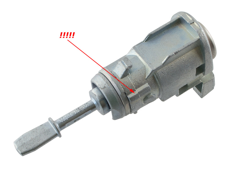 VW Bora 97-03 wkładka zamka przedniego lewa