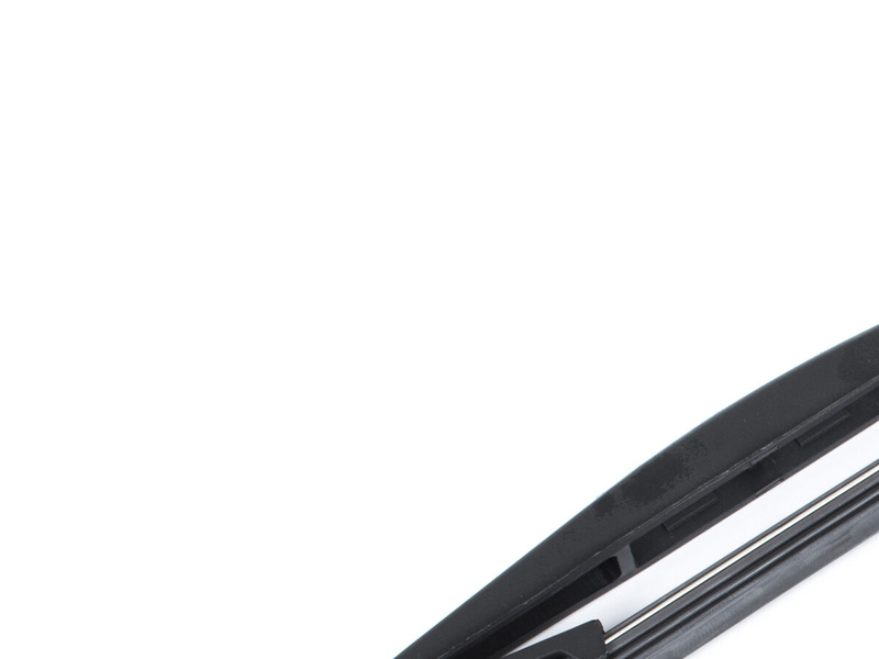 Toyota Aygo 05-14 Wiper arm + blade