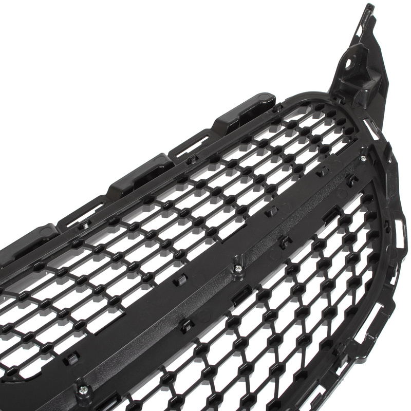Mercedes C KLASA W205 14-18 atrapa między reflektory (grill) DIAMOND PIANO BLACK + CHROM BEZ OTWORU