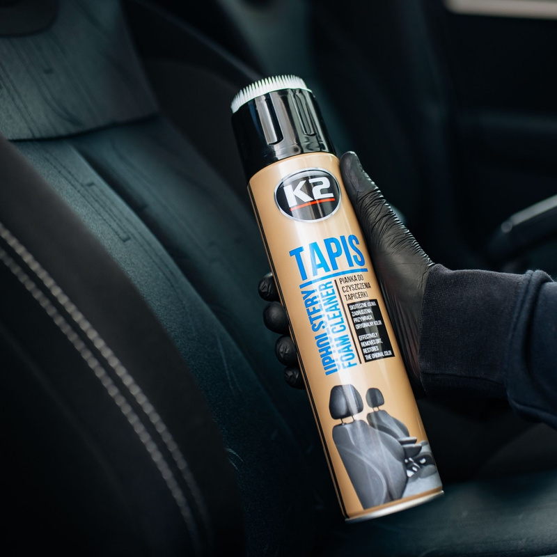 Pianka do czyszczenia tapicerki ze szczotką K2 TAPIS 600ml aerozol K206B