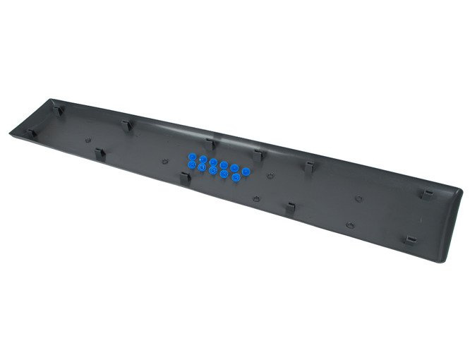 Vauxhall / Opel Vivaro 01-13 Side sliding / loading door Molding Right