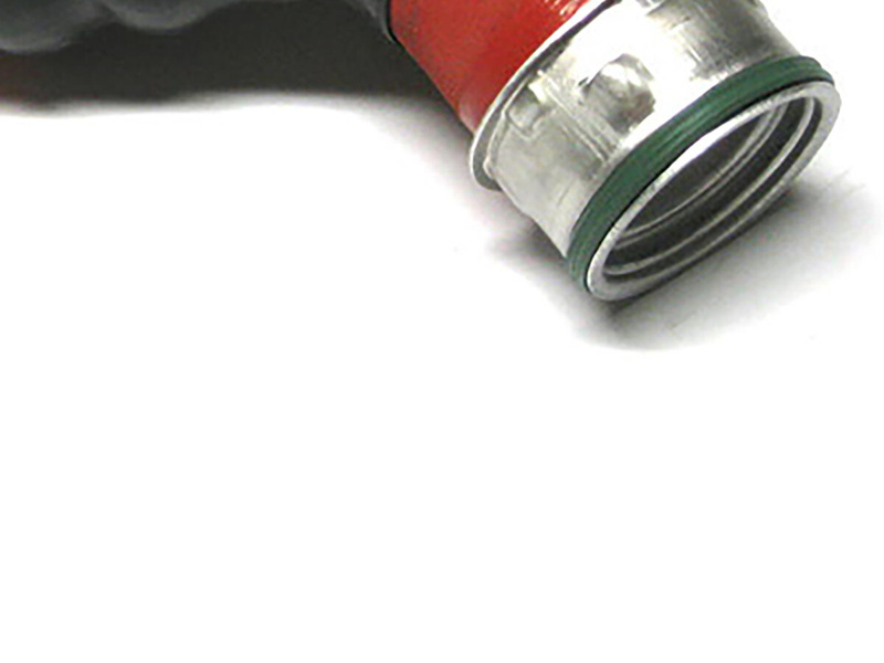 Audi A4 B7 04-08 2,0TDi Turbine / turbo hose pipe