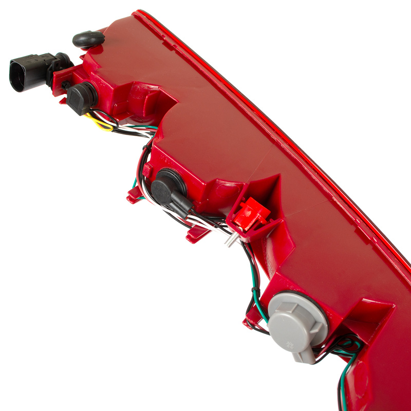 Audi Q7 05-15 lampa tylna w zderzak prawa