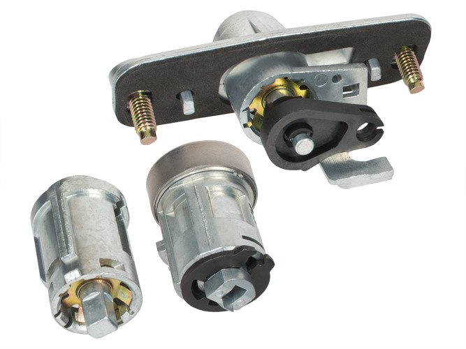 Ford Mondeo Mk3 00-07 Front door left + Trunk /tailgate + ignition Lock insert set