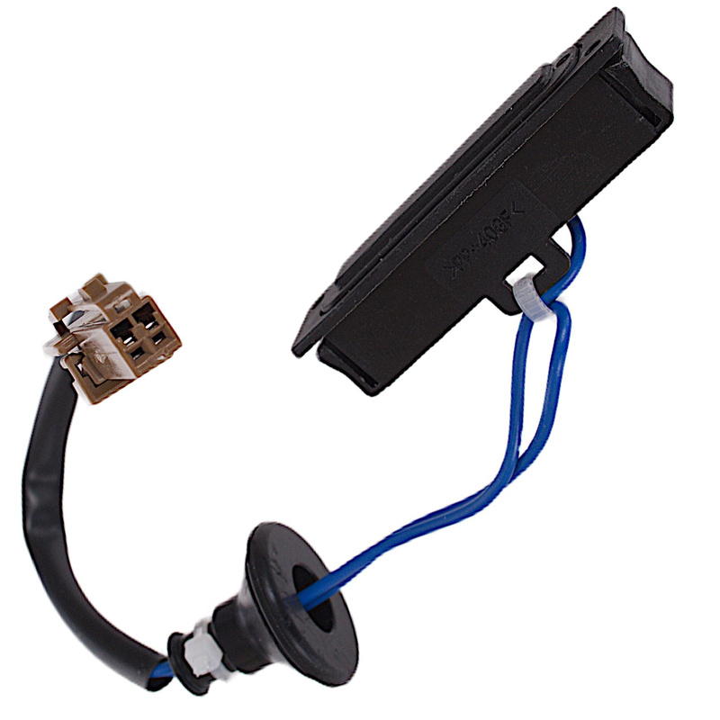 Nissan PATHFINDER III 2005- przycisk (mikrostyk) klamki tylnej klapy bagażnika