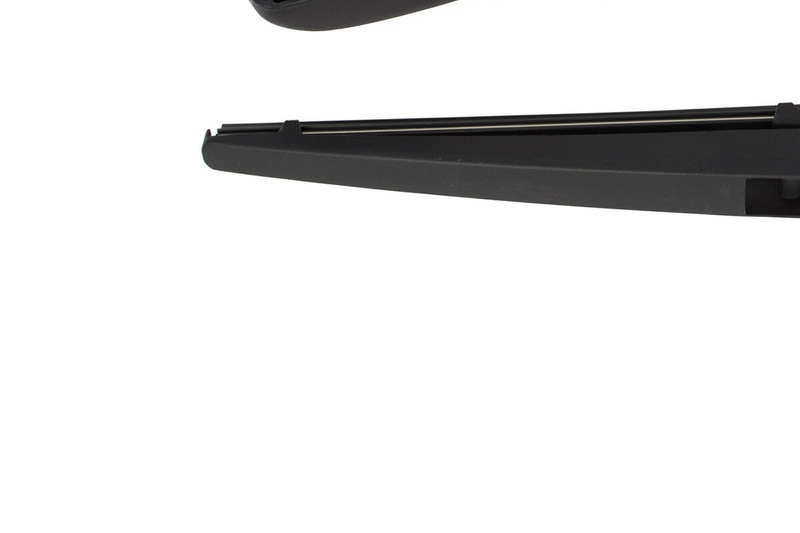 Fiat Freemont 2011- Wiper arm + blade