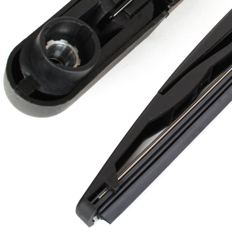 Dacia Duster 2010- Wiper arm + blade