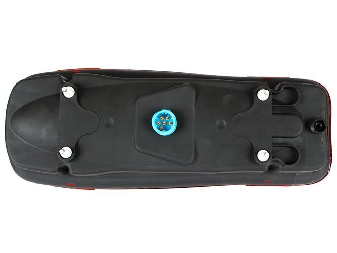 Mitsubishi Canter lampa tylna prawa