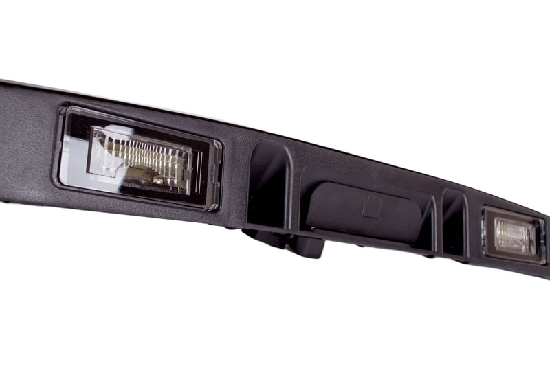 MINI CLUBMAN / CLUBVAN R55 07-14 listwa blenda podświetlenia tablicy rejestracyjnej z mikroprzełącznikiem otwierania tylnej klapy CZARNA