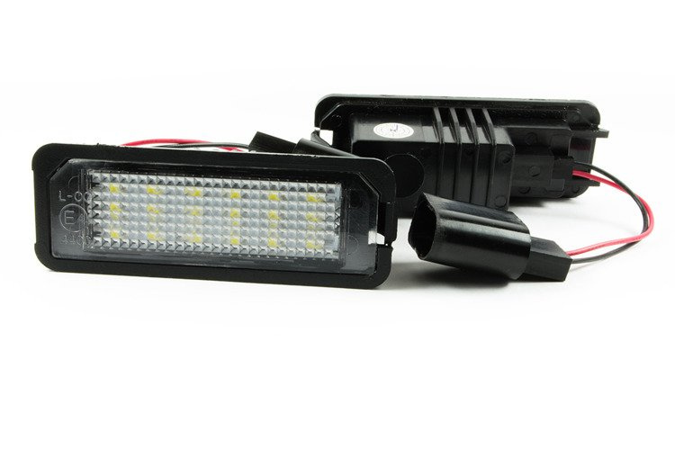 VW Amarok Eos Golf IV V VI VII Lupo Beetle Passat B6 B7 CC Phaeton Scirocco Touareg Licence plate light / lamp LED 2 pcs set