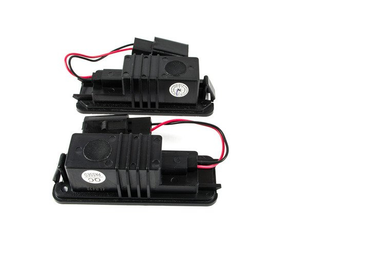 VW Amarok Eos Golf IV V VI VII Lupo Beetle Passat B6 B7 CC Phaeton Scirocco Touareg Licence plate light / lamp LED 2 pcs set