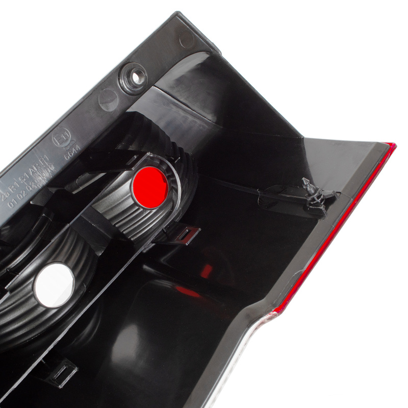 Mercedes Sprinter CDI 06-15 rear lamp / tail lamp Left