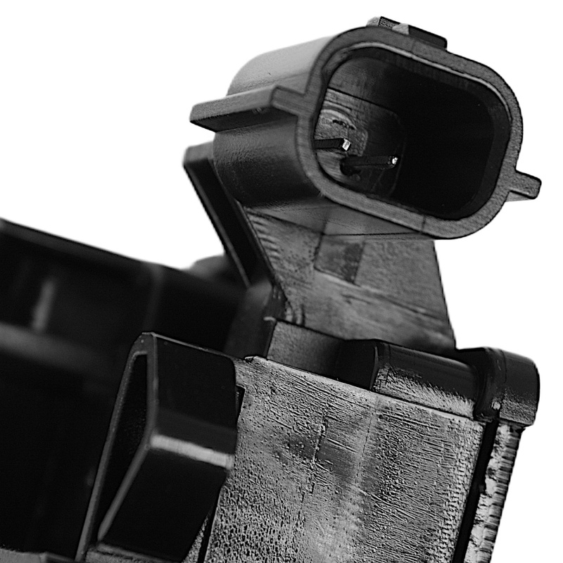 Dacia DUSTER 10-18 zamek tylnej klapy bagażnika