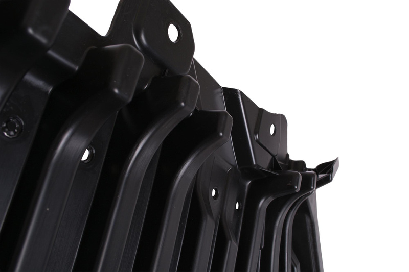 Mercedes KLASA C W205 S205 C205 A205 2014- osłona pod zderzak