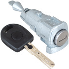 VW Jetta III 2005- wkładka zamka drzwi przednich lewa