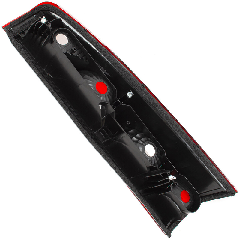 Renault Master 2010- rear lamp / tail lamp Left