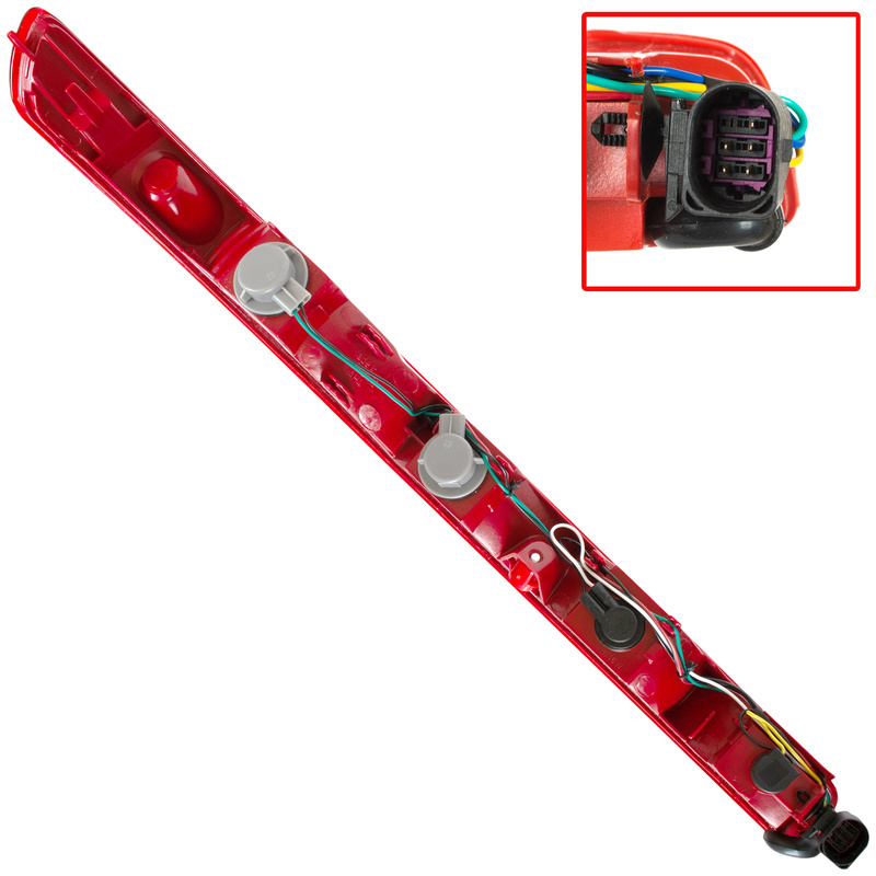 Audi Q7 05-15 lampa tylna w zderzak prawa