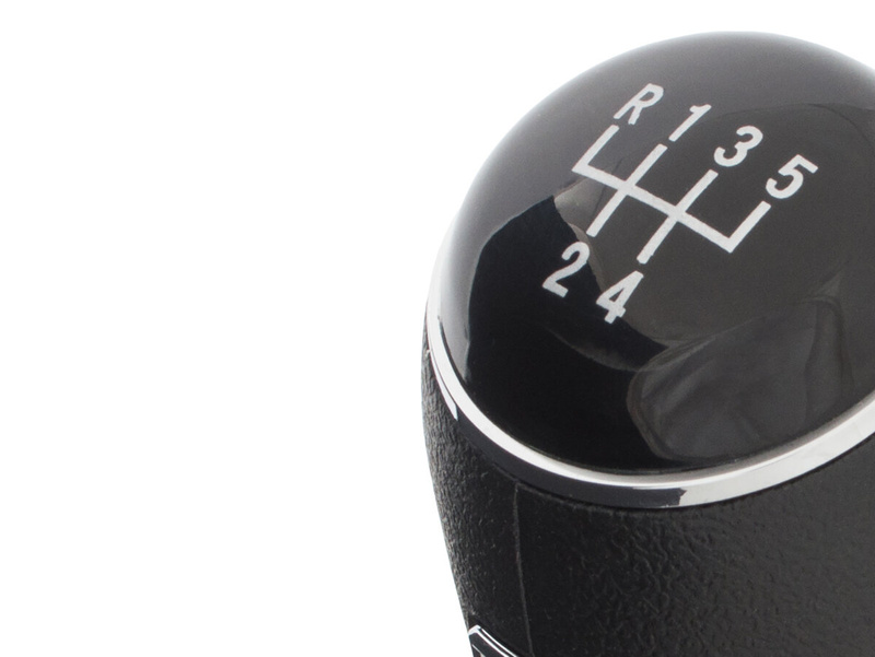VW Passat B6 06-11 Gear shift knob BLACK + Lever Gaiter with frame CHROM 5 Gear