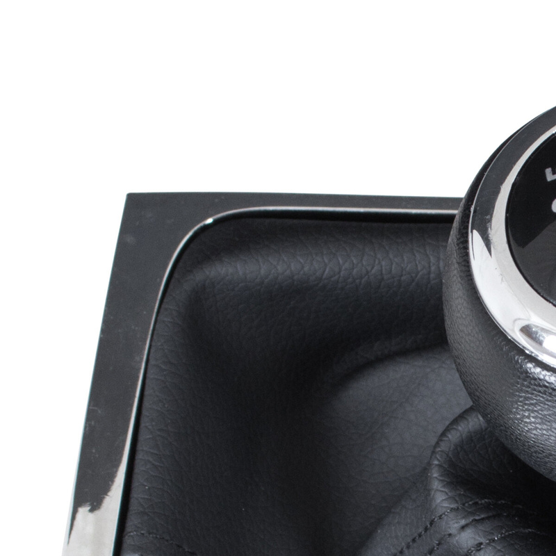 VW Passat B6 05-10 Gear shift knob BLACK + Lever Gaiter BLACK with frame CHROM 5 Gear