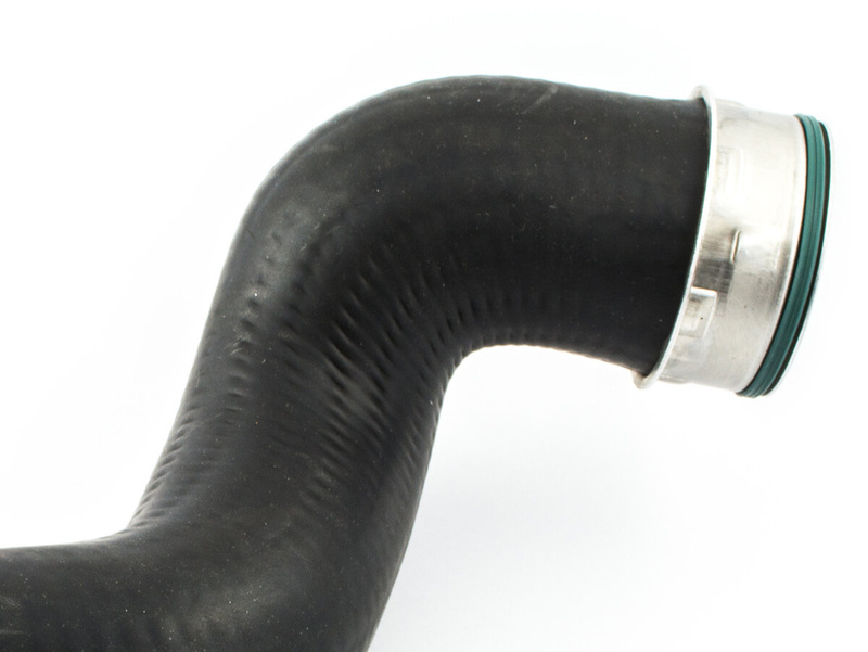 VW Passat B5 FL 00-05 1,9 2,0 TDi Turbine / turbo hose pipe