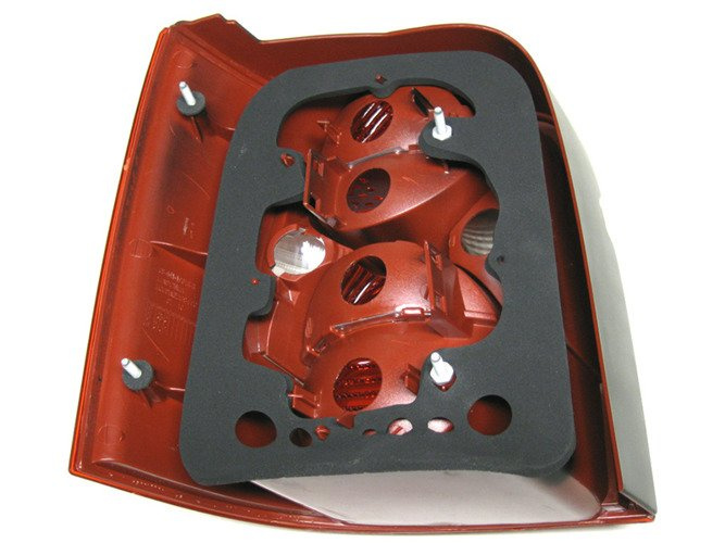 VW Passat B5 00-05 station wagon Exterior rear lamp / tail lamp Right