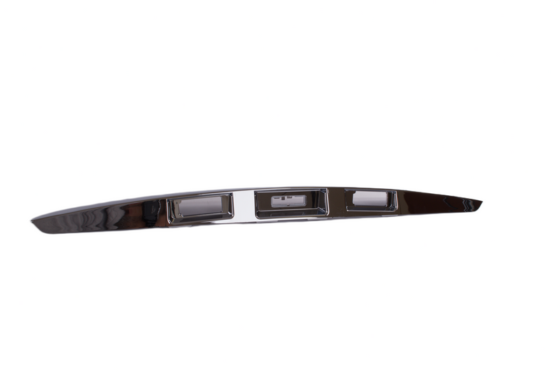 Nissan Qashqai J10 06-13 listwa tylnej klapy CHROM + otwór na INTELIGENTNY KLUCZ wersja bez wycięcia na kamerę cofania